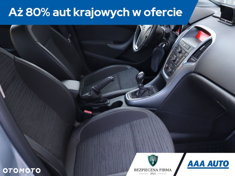 Opel Astra - 10