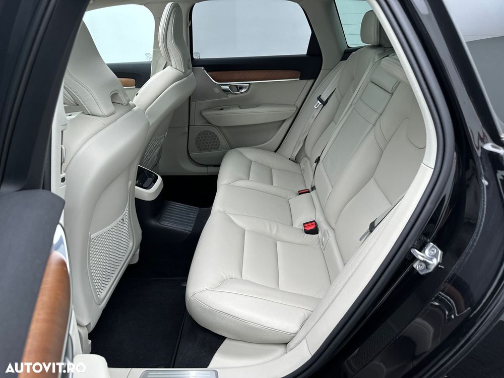 Volvo V90 T6 Recharge AWD Geartronic Inscription - 17