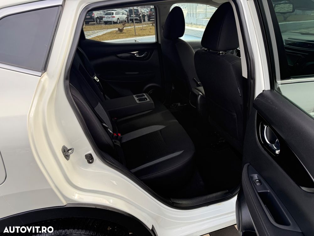 Nissan Qashqai 1.6 DCI TEKNA - 8