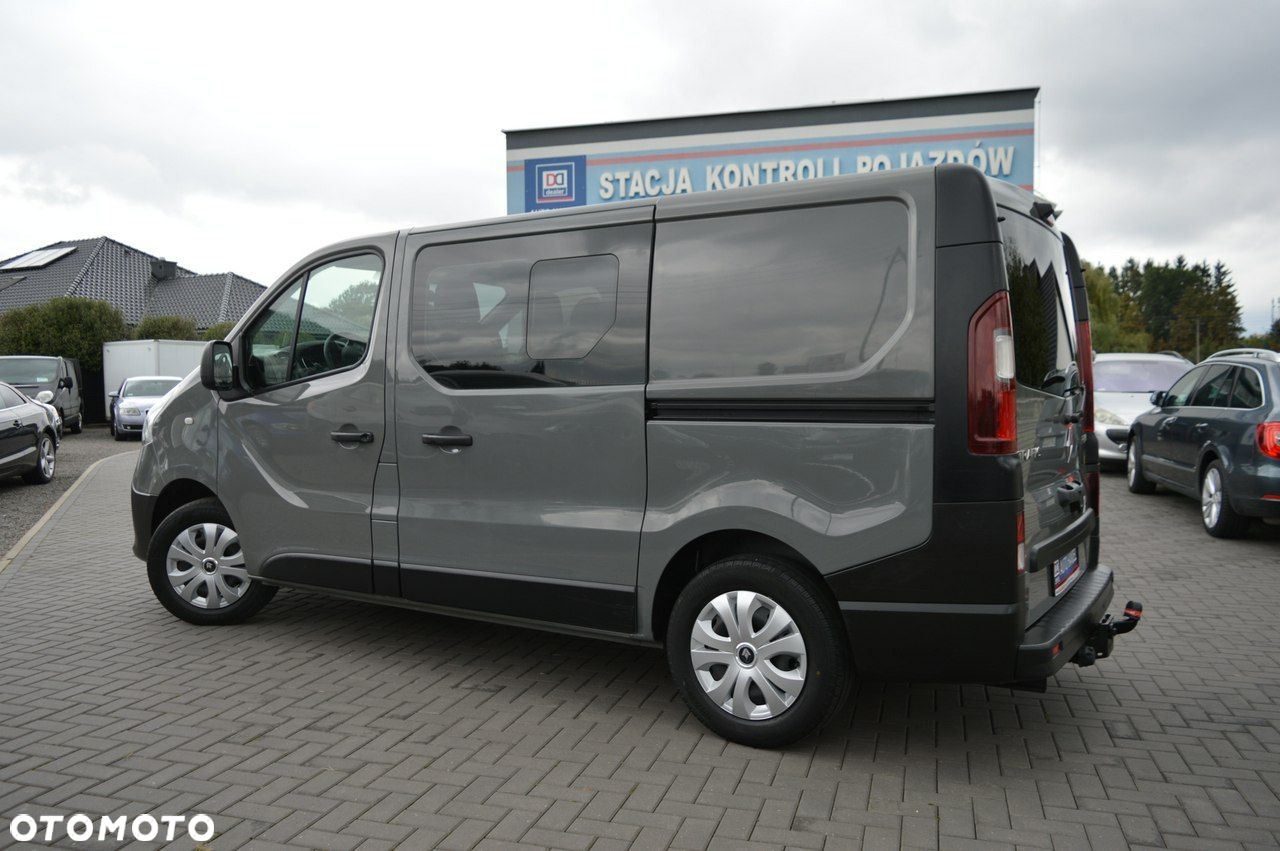 Renault Trafic - 11