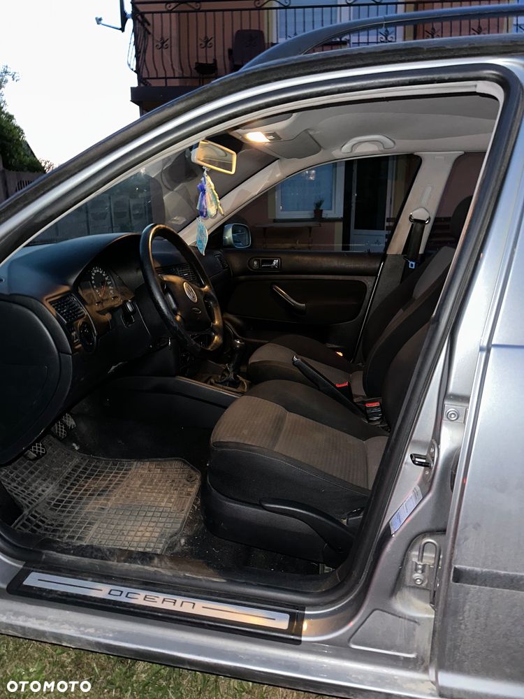 Volkswagen Golf 1.6 Goal - 11