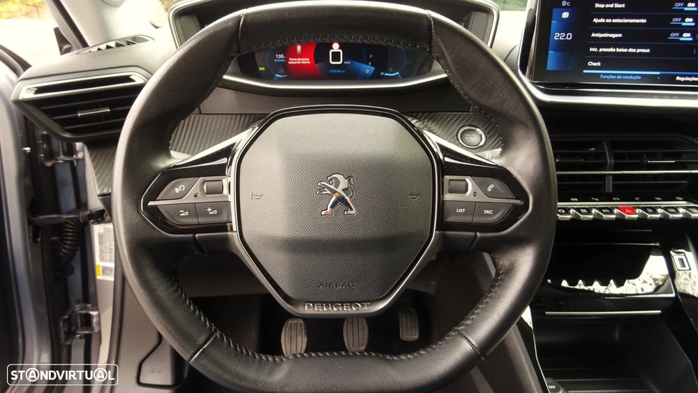 Peugeot 2008 PureTech 130 Allure - 11