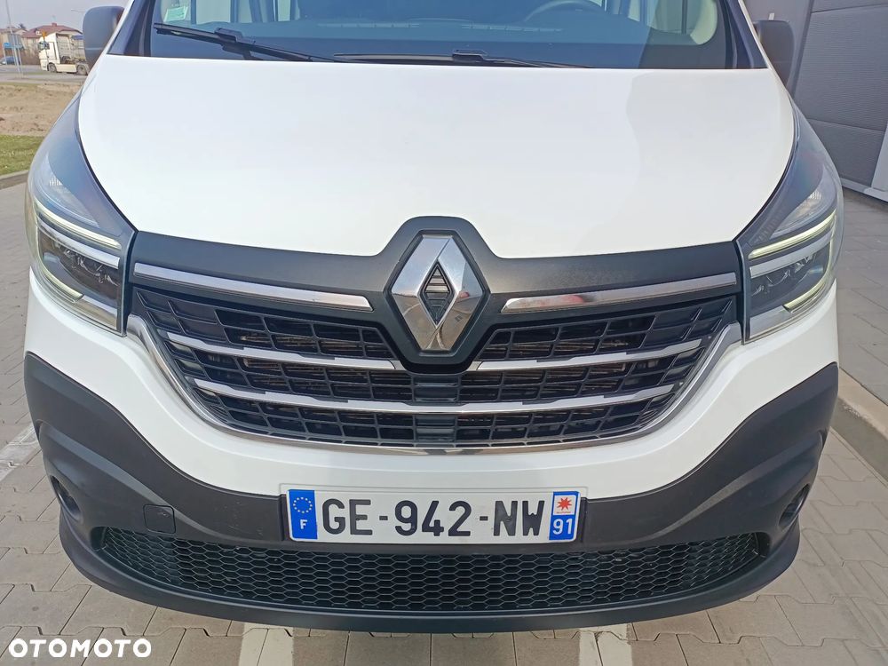Renault TRAFIC 2.0 DCI LONG 6-OSOBOWO-CIĘŻAROWY - 20