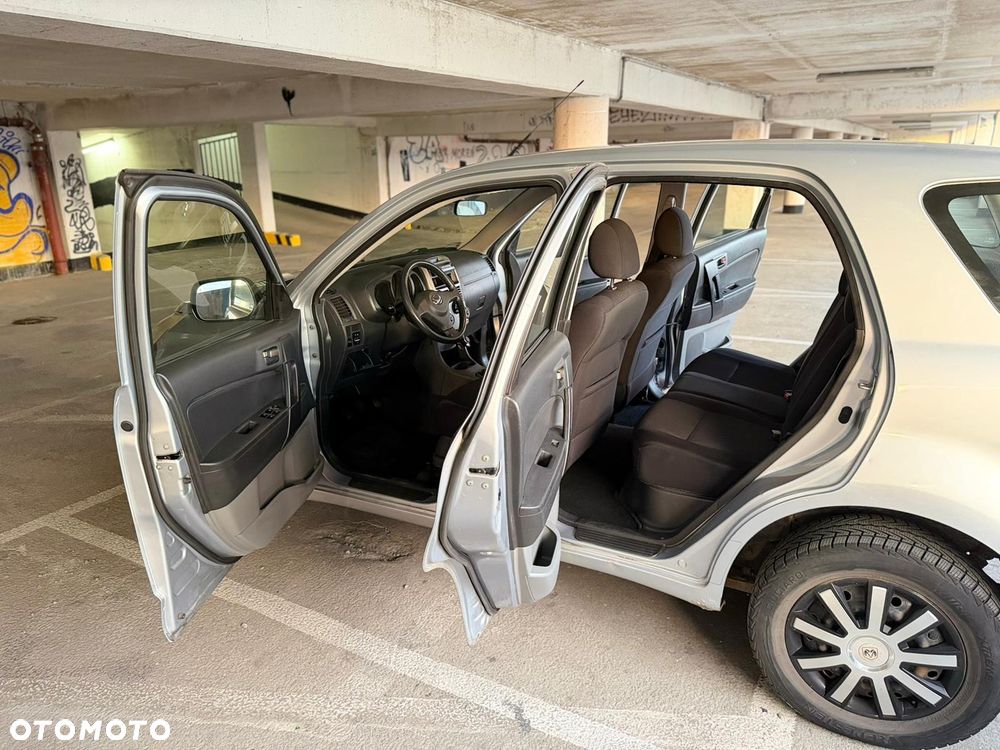 Daihatsu Terios 2WD - 11