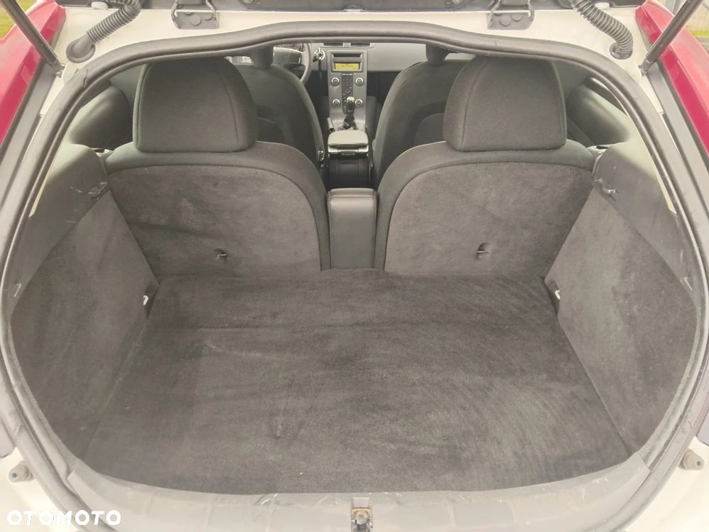 Volvo C30 D2 DRIVe Momentum Start-Stop - 11