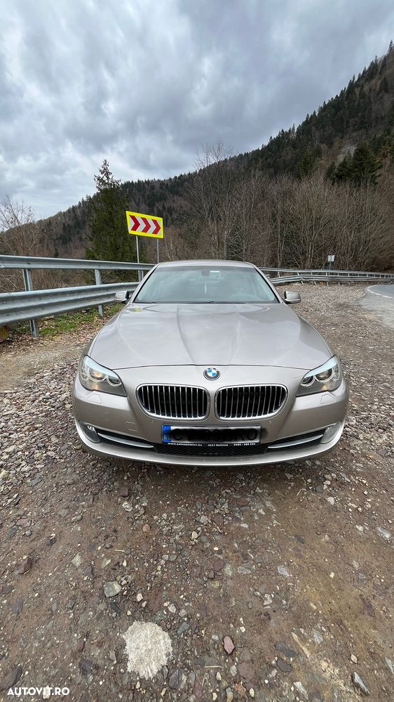 BMW Seria 5 520d EfficientDynamics Edition - 1
