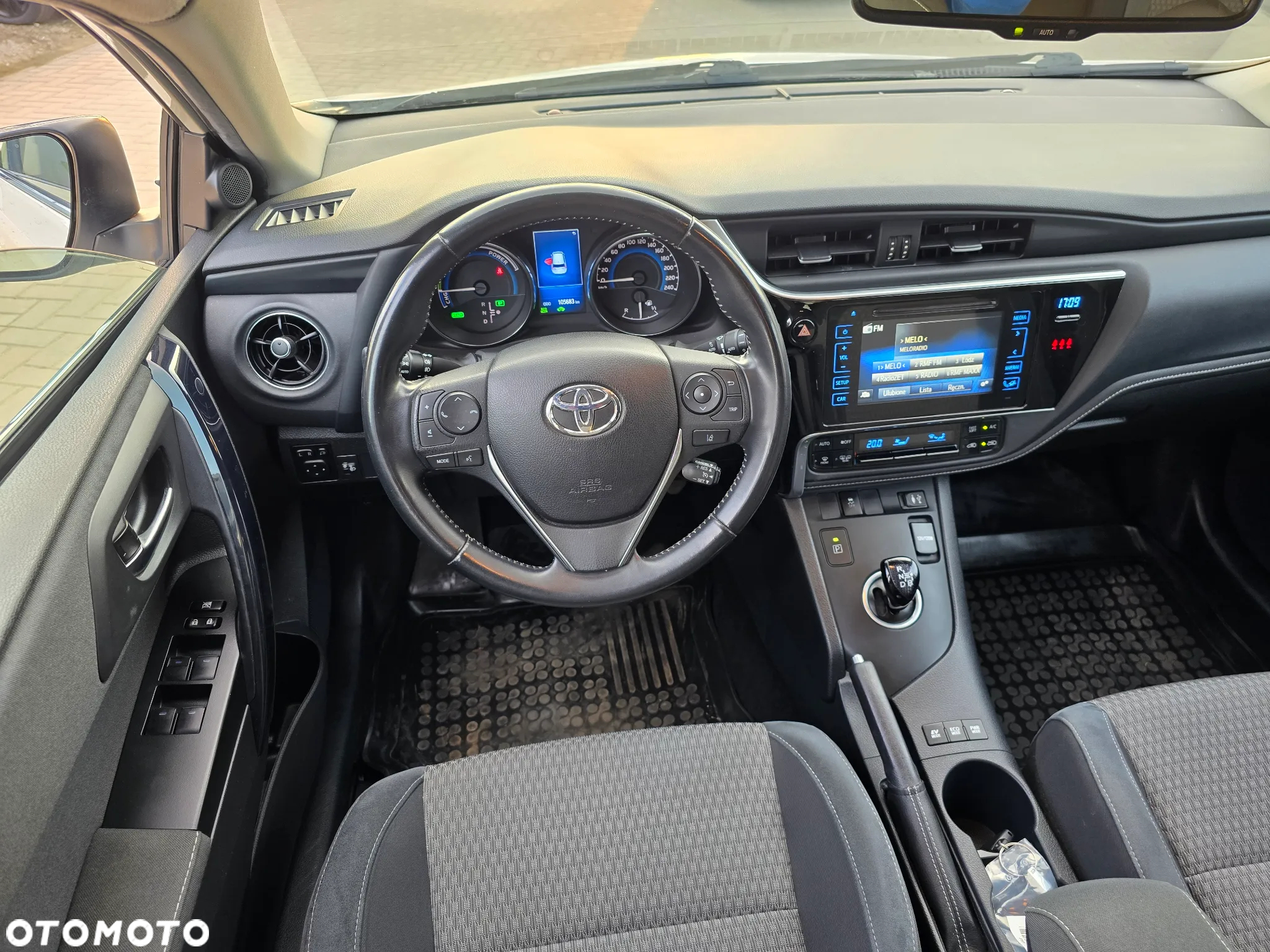 Toyota Auris - 7