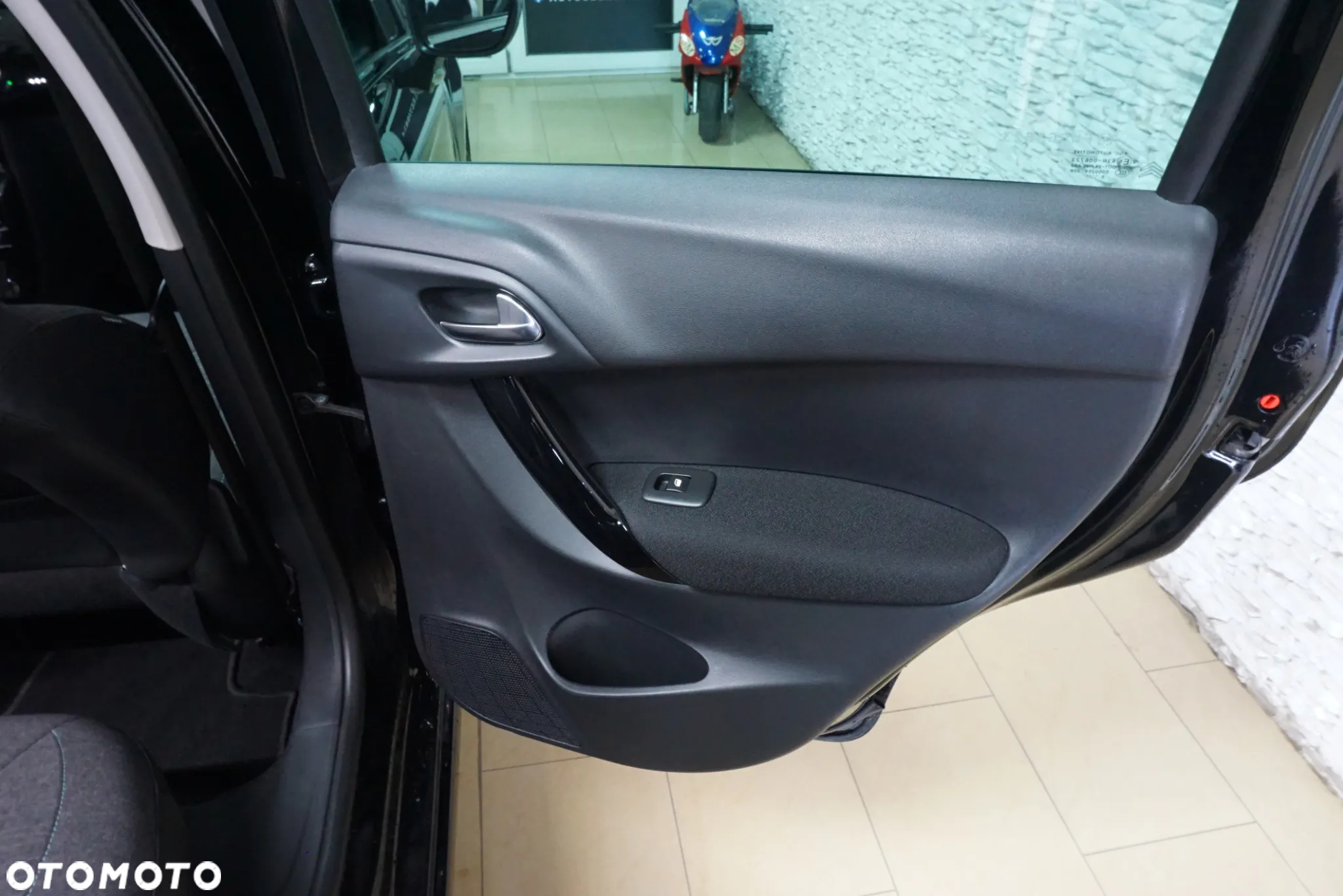 Citroën C3 1.6 BlueHDi Shine S&S - 20