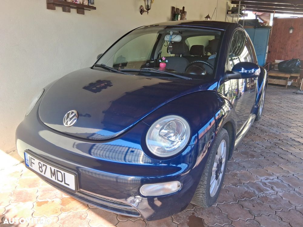 Volkswagen New Beetle - 1