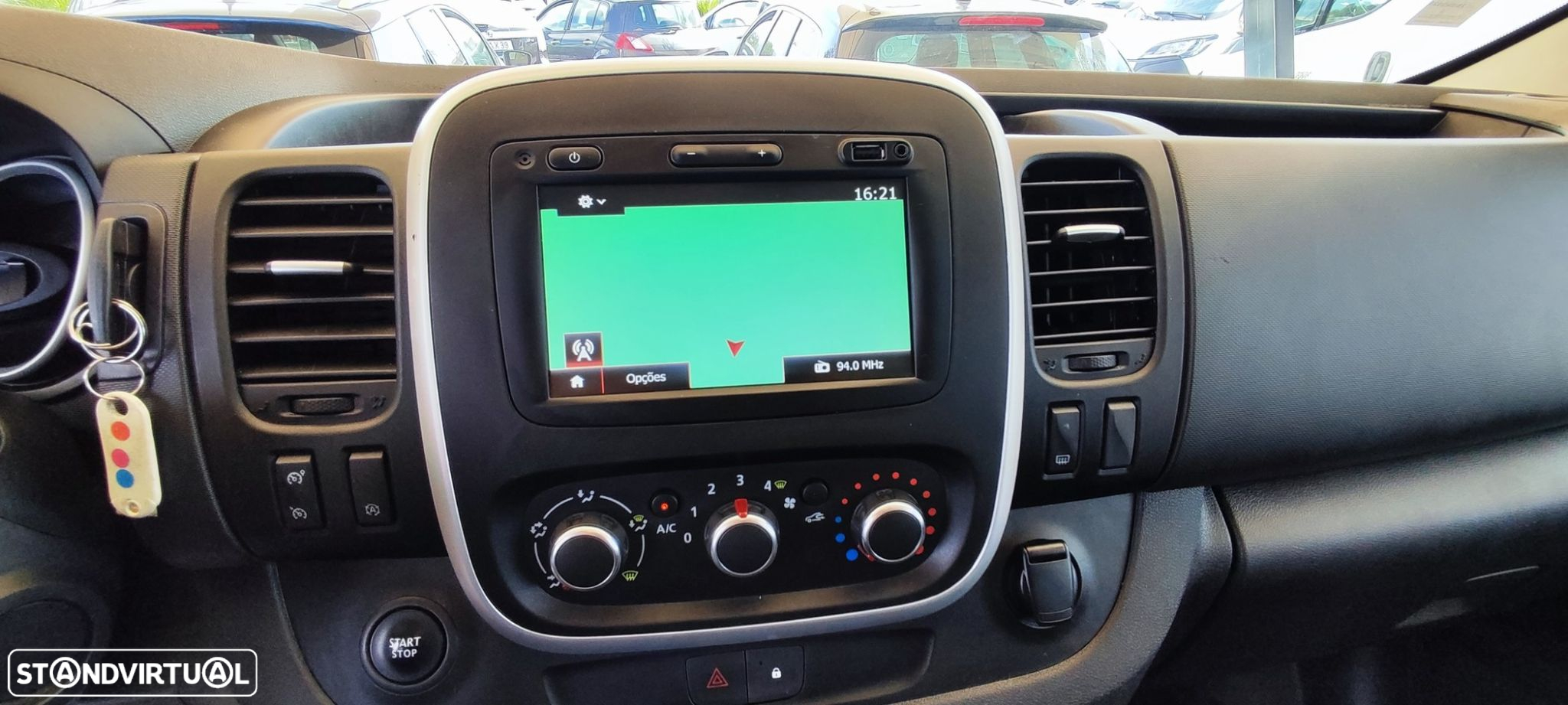 Renault Trafic 2.0 dCi L1H1 1.0T Intens - 14