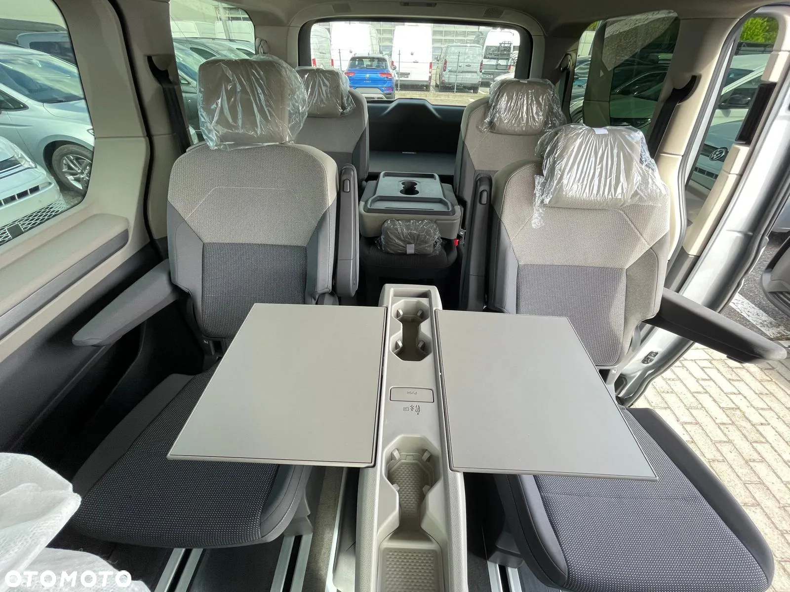 Volkswagen Multivan 2.0 TDI L2 Edition DSG - 25