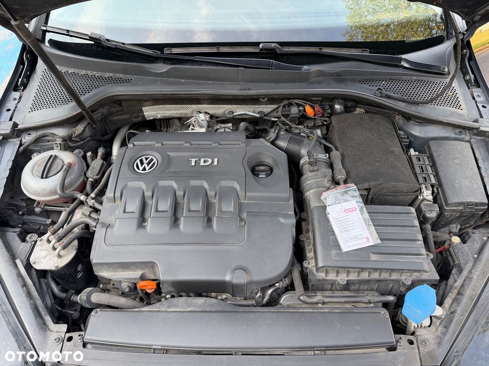 Volkswagen Golf 2.0 TDI BMT Highline DSG EU6 - 28