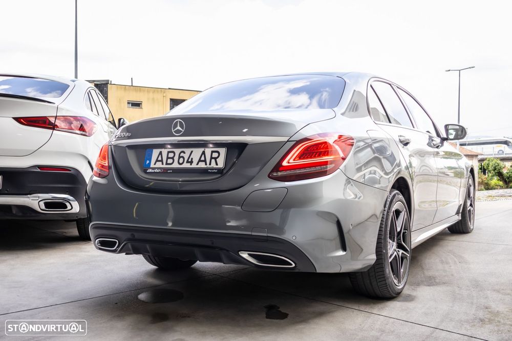 Mercedes-Benz C 300 de AMG Line - 5