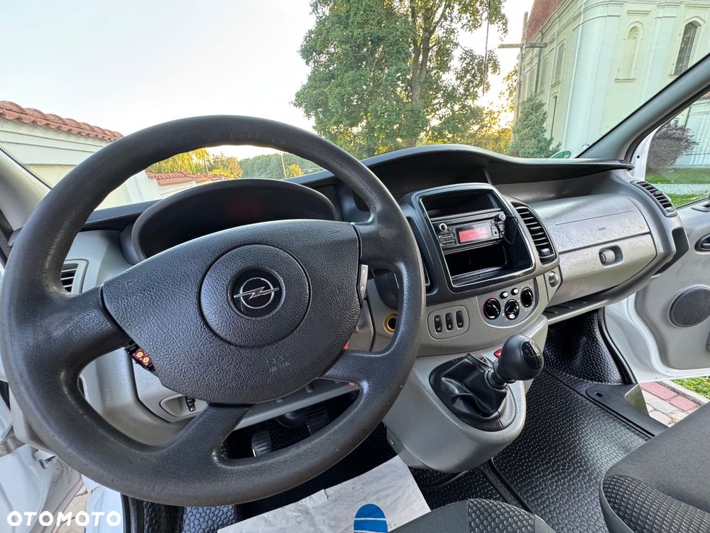 Opel Vivaro - 27