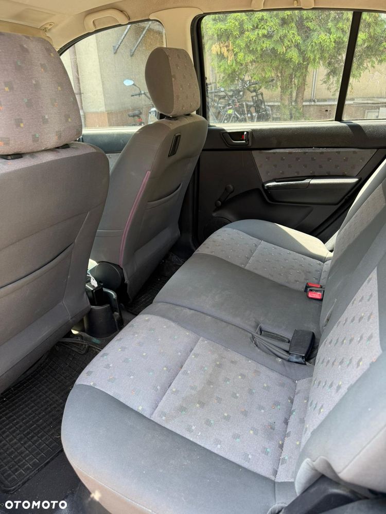 Hyundai Getz 1.1 Comfort - 10