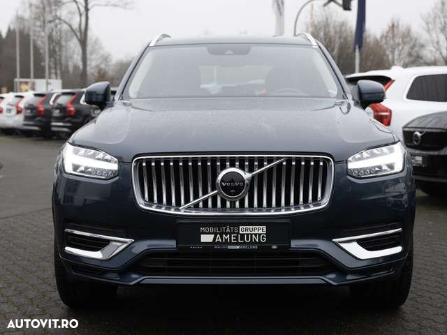 Volvo XC 90 - 3