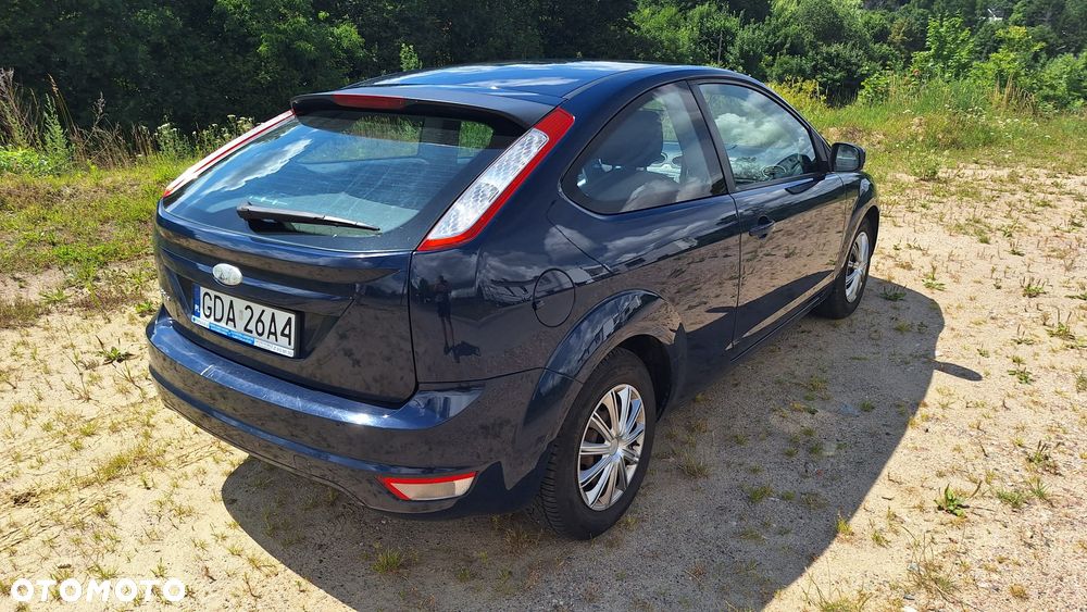 Ford Focus 1.4 Ambiente - 3