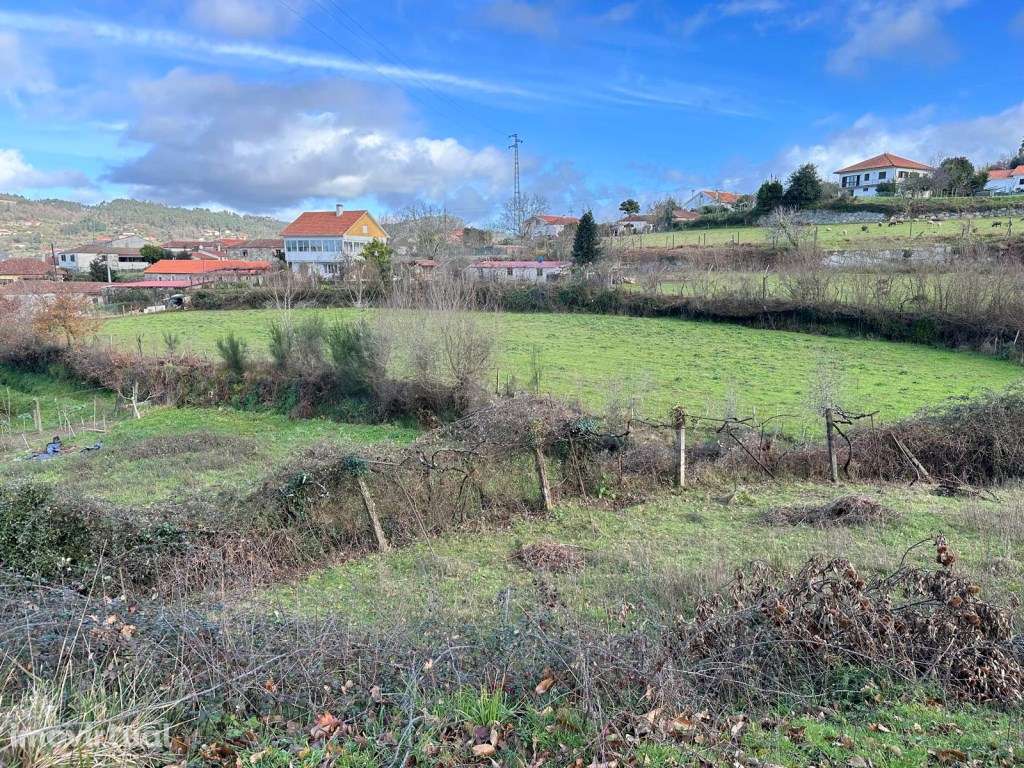 Terreno c/ parcela para construção - Grande imagem: 3/11