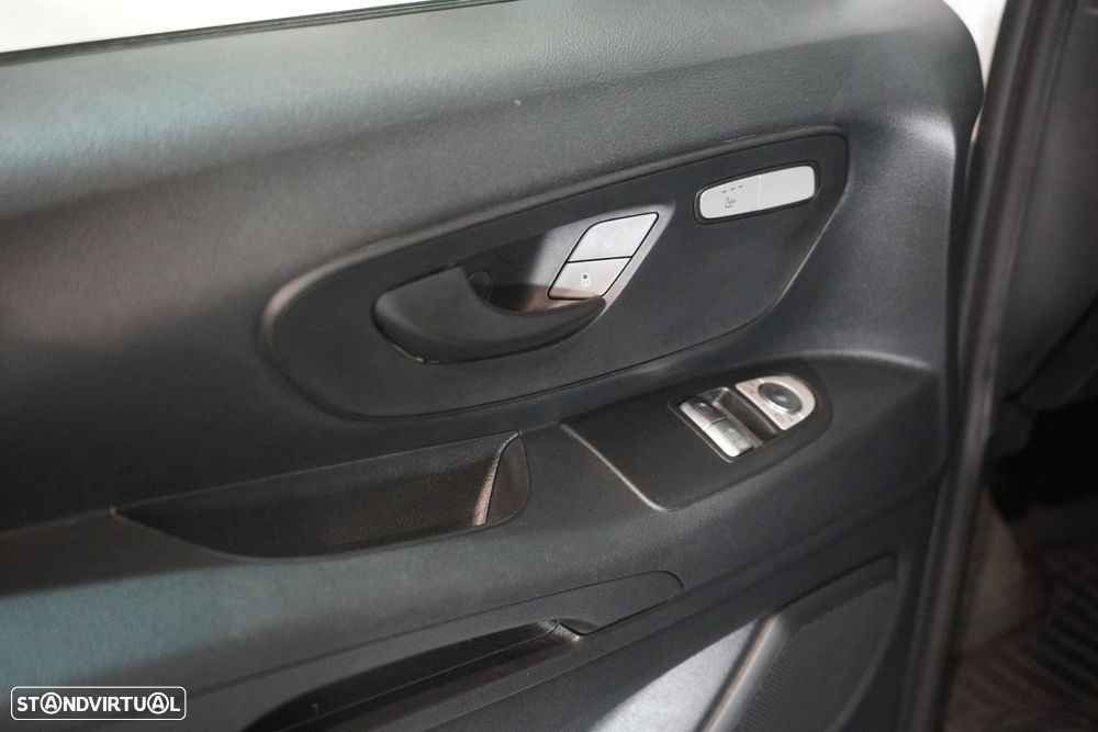 Mercedes-Benz eVito Tourer 90 kWh Longo - 34