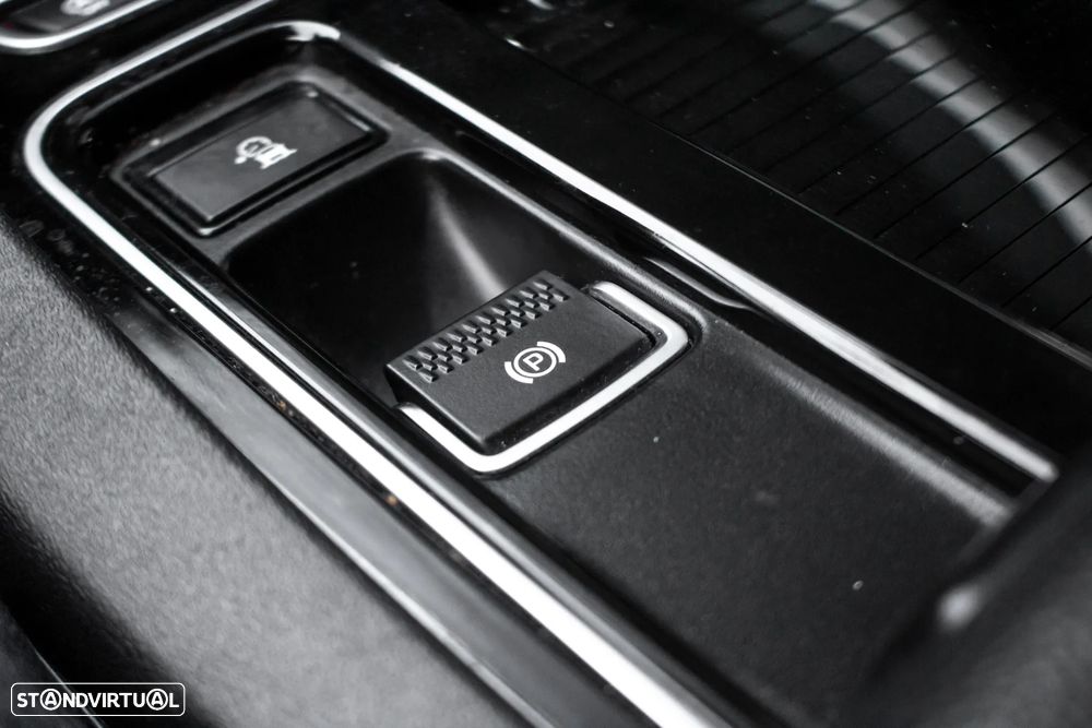 Jaguar F-Pace 20d Aut. Prestige - 24