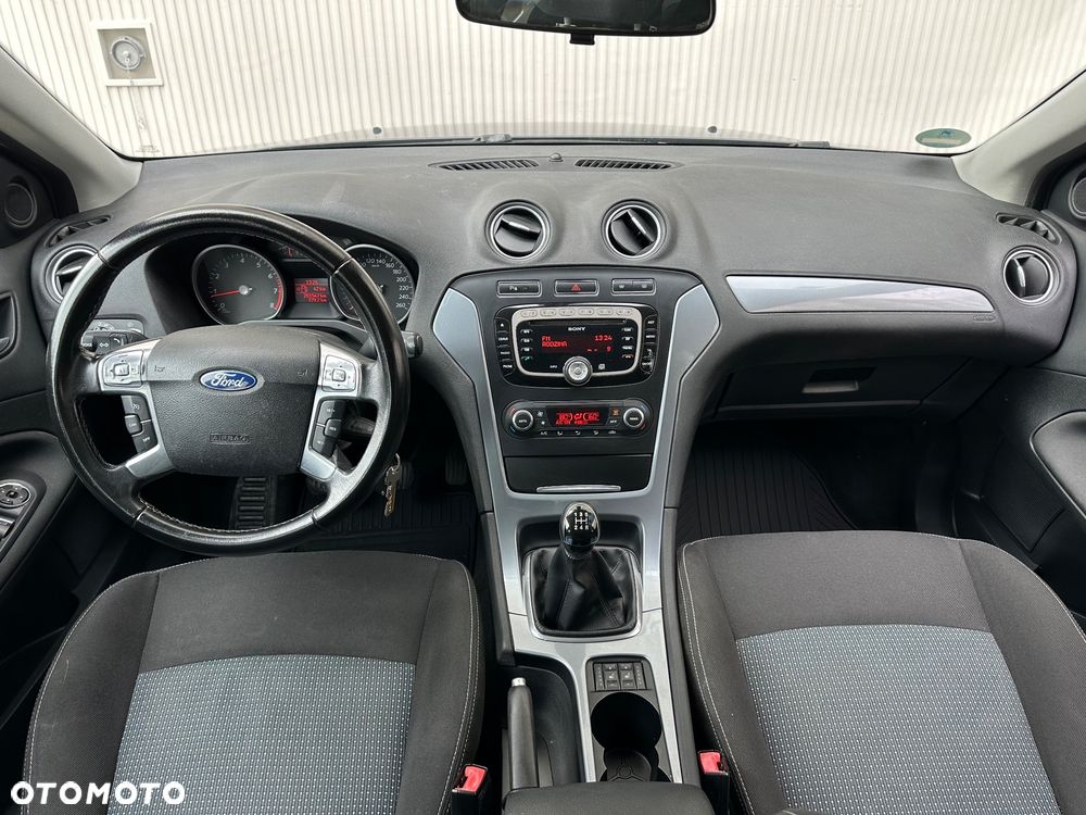 Ford Mondeo 1.6 Titanium - 5