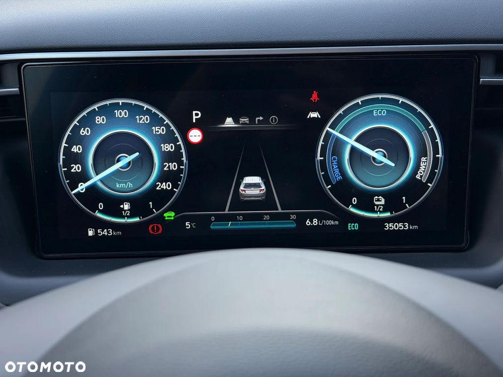 Hyundai Tucson 1.6 T-GDi HEV Executive 4WD - 24