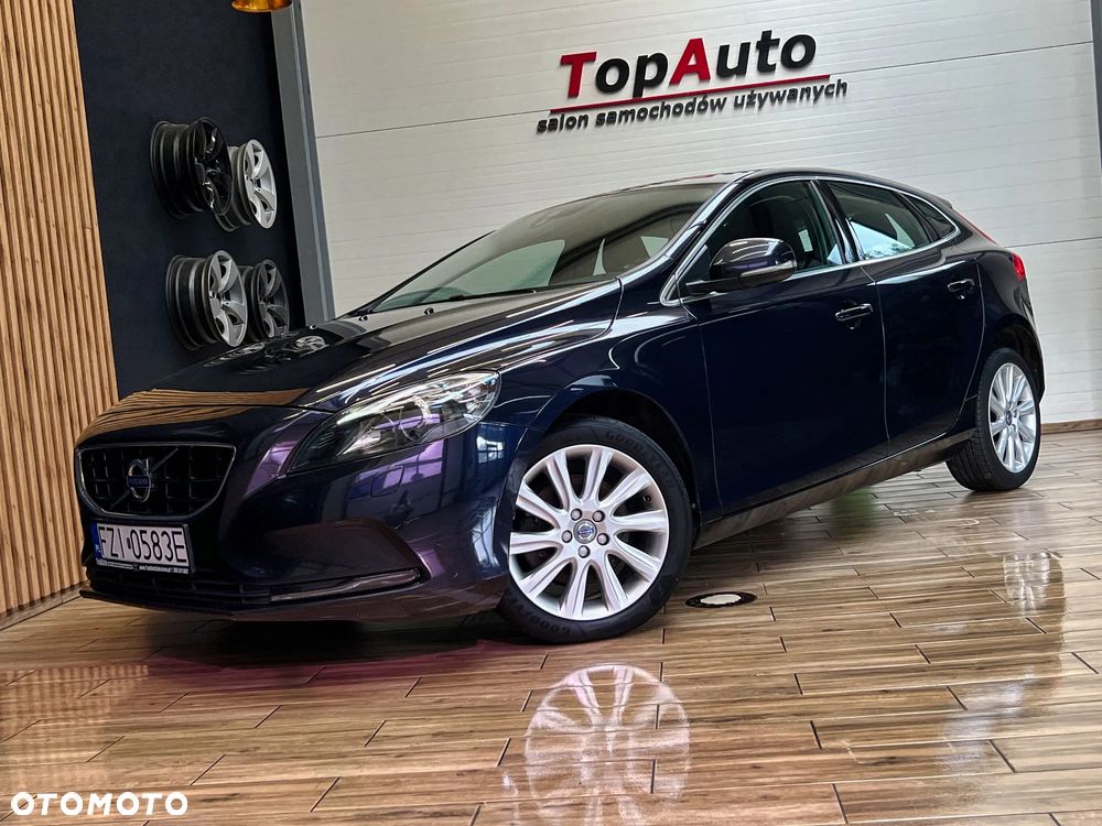 Volvo V40 D2 Drive-E Momentum - 16