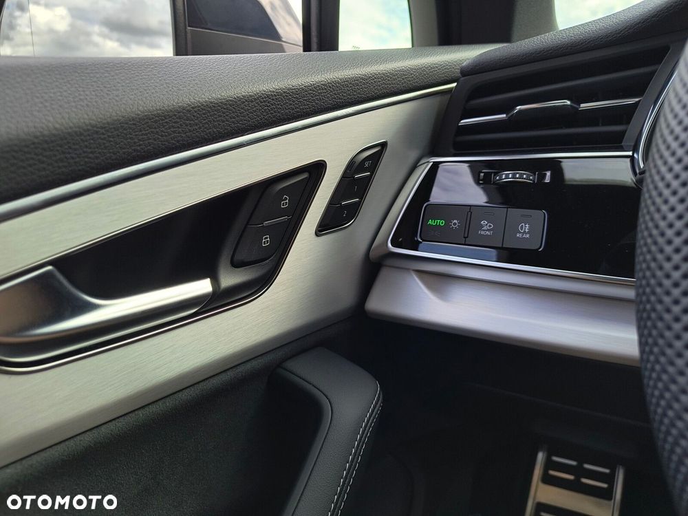 Audi Q7 - 21