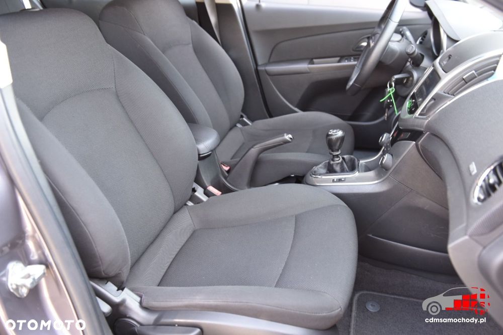 Chevrolet Cruze - 21