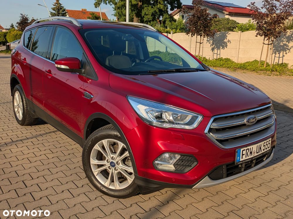 Ford Kuga 1.5 EcoBoost 2x4 Titanium - 9