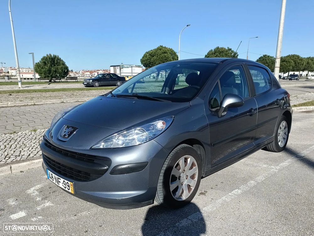 Peugeot 207 - 4