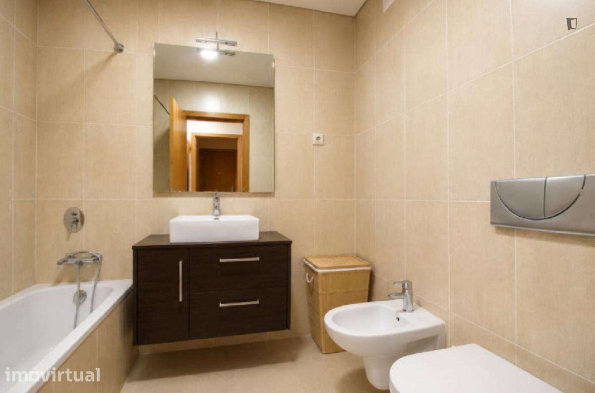 Apartamento com 2 quartos - localizado em Povoa de varzim - Grande imagem: 3/7