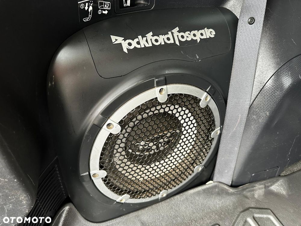Mitsubishi Outlander 2.0 DID Instyle NAVI - 25