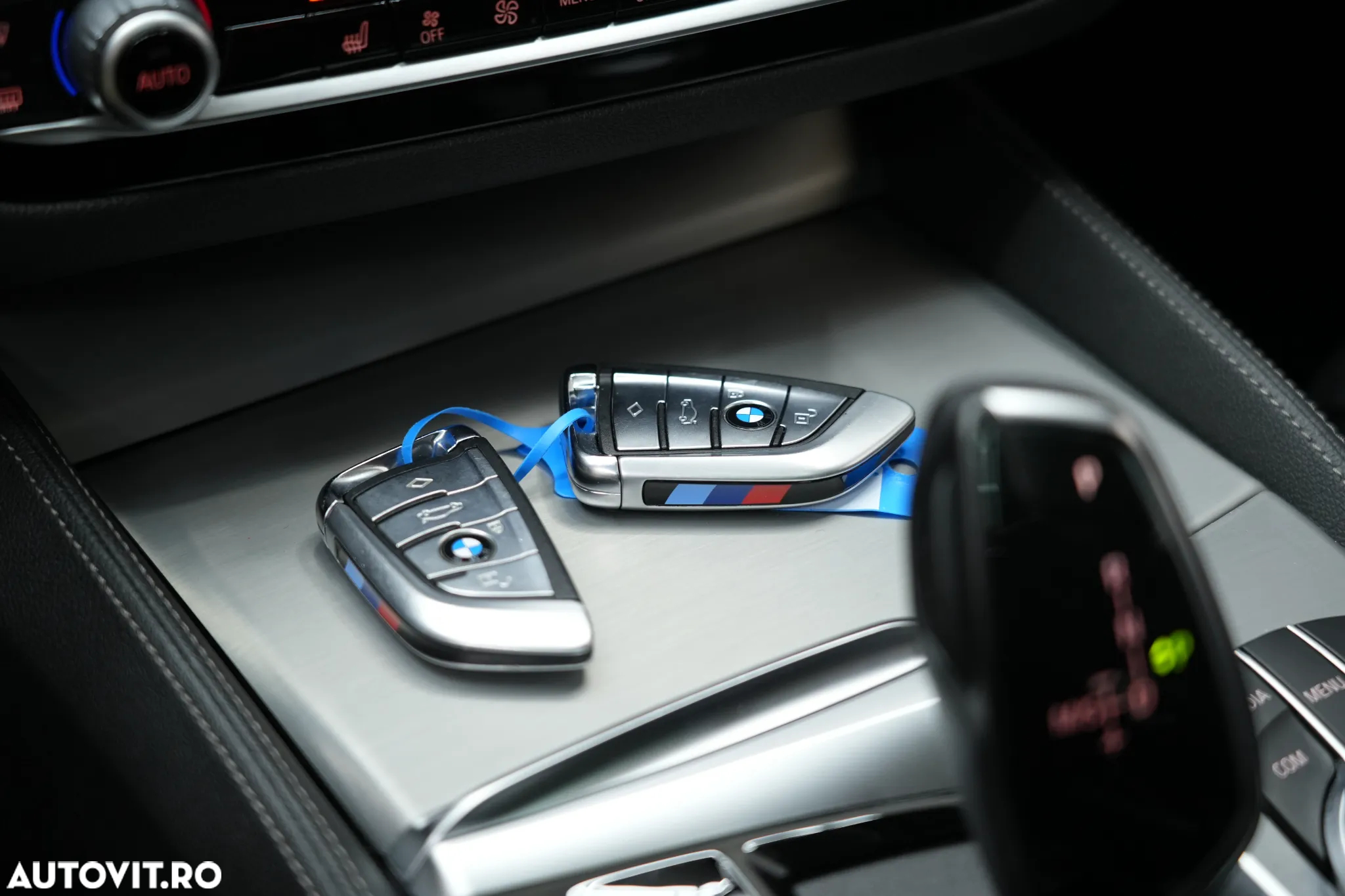 BMW Seria 5 520i AT - 14