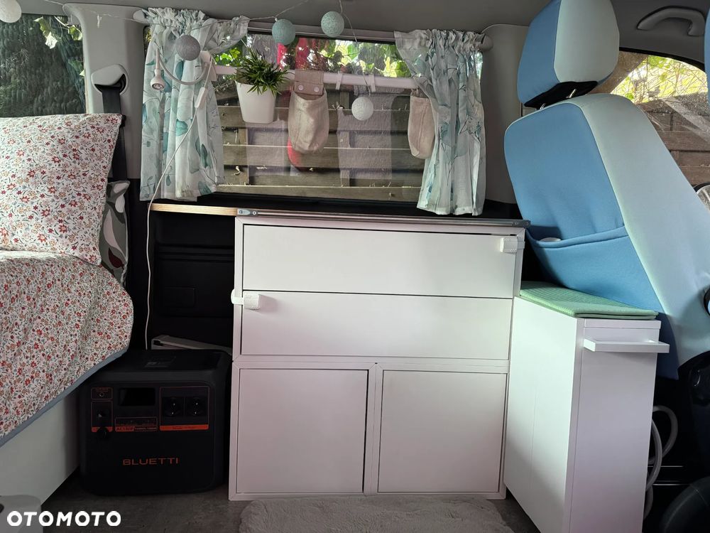 Volkswagen California - 11