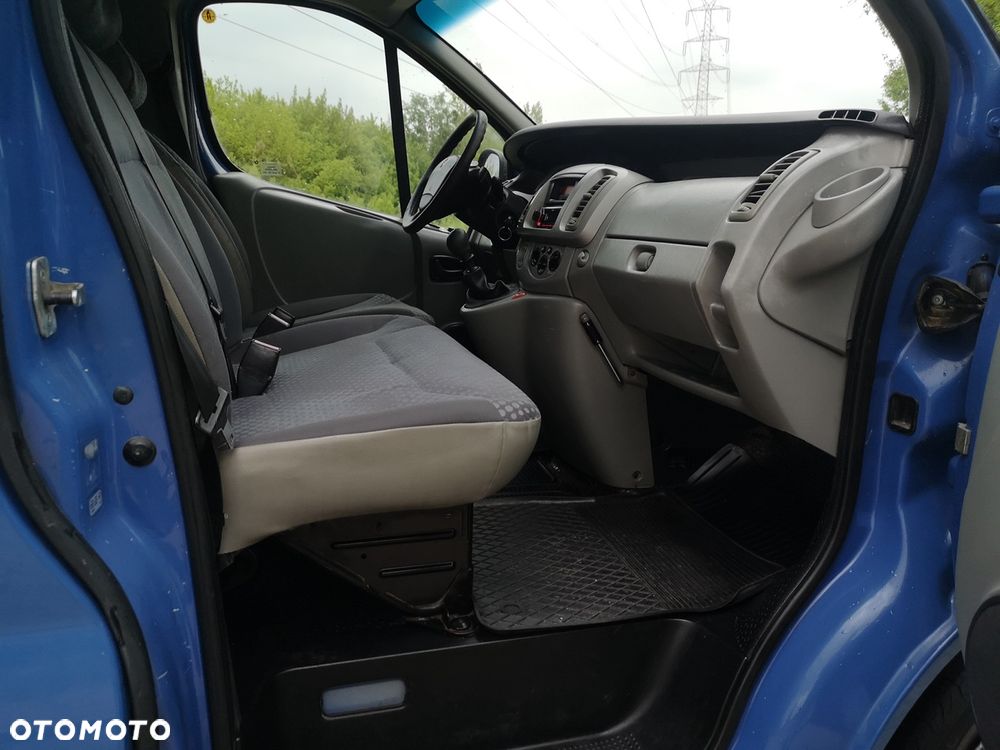 Renault Trafic - 10