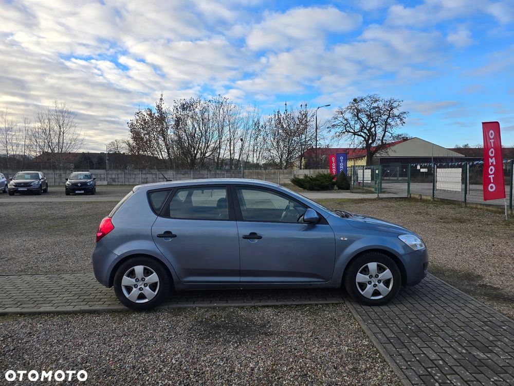 Kia Ceed 1.4 CVVT LX - 5