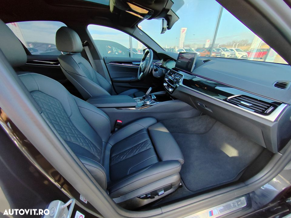 BMW Seria 5 540d xDrive AT MHEV - 17