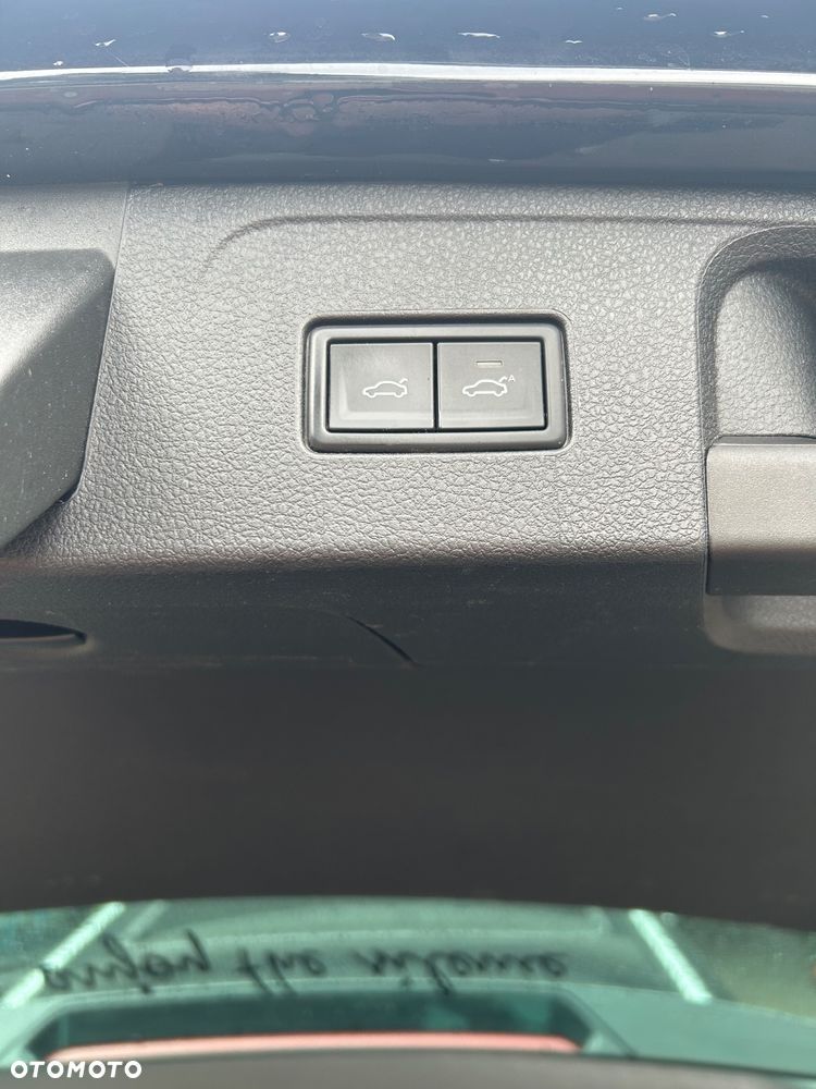 Volkswagen Passat - 17