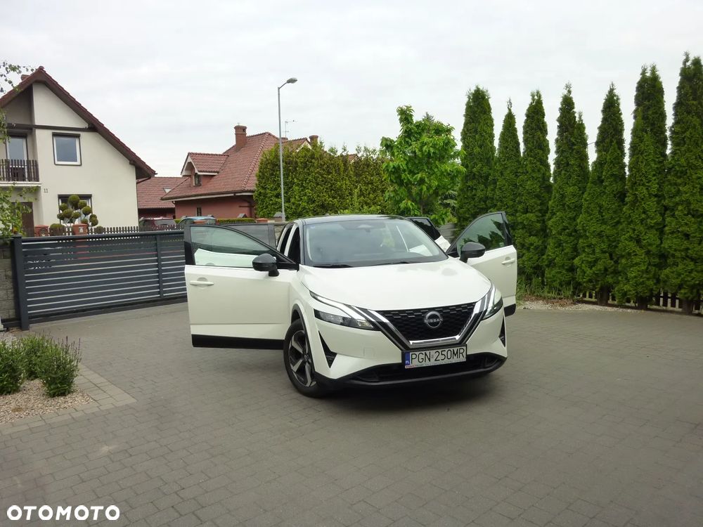 Nissan Qashqai 1.3 DIG-T N-Connecta DCT - 20