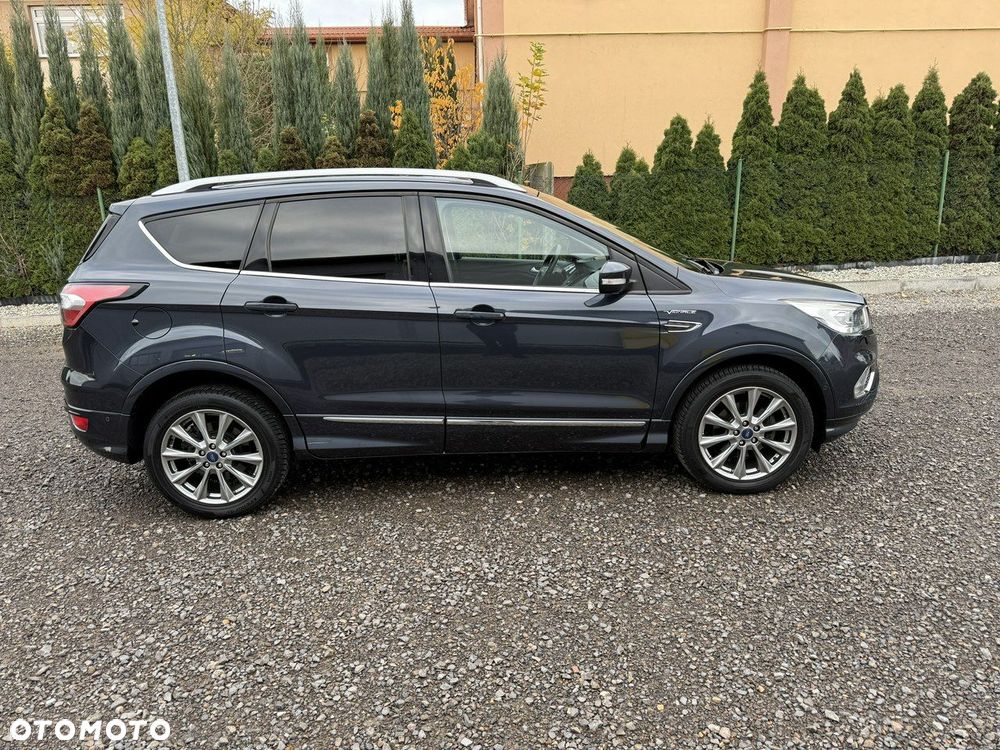 Ford Kuga - 4
