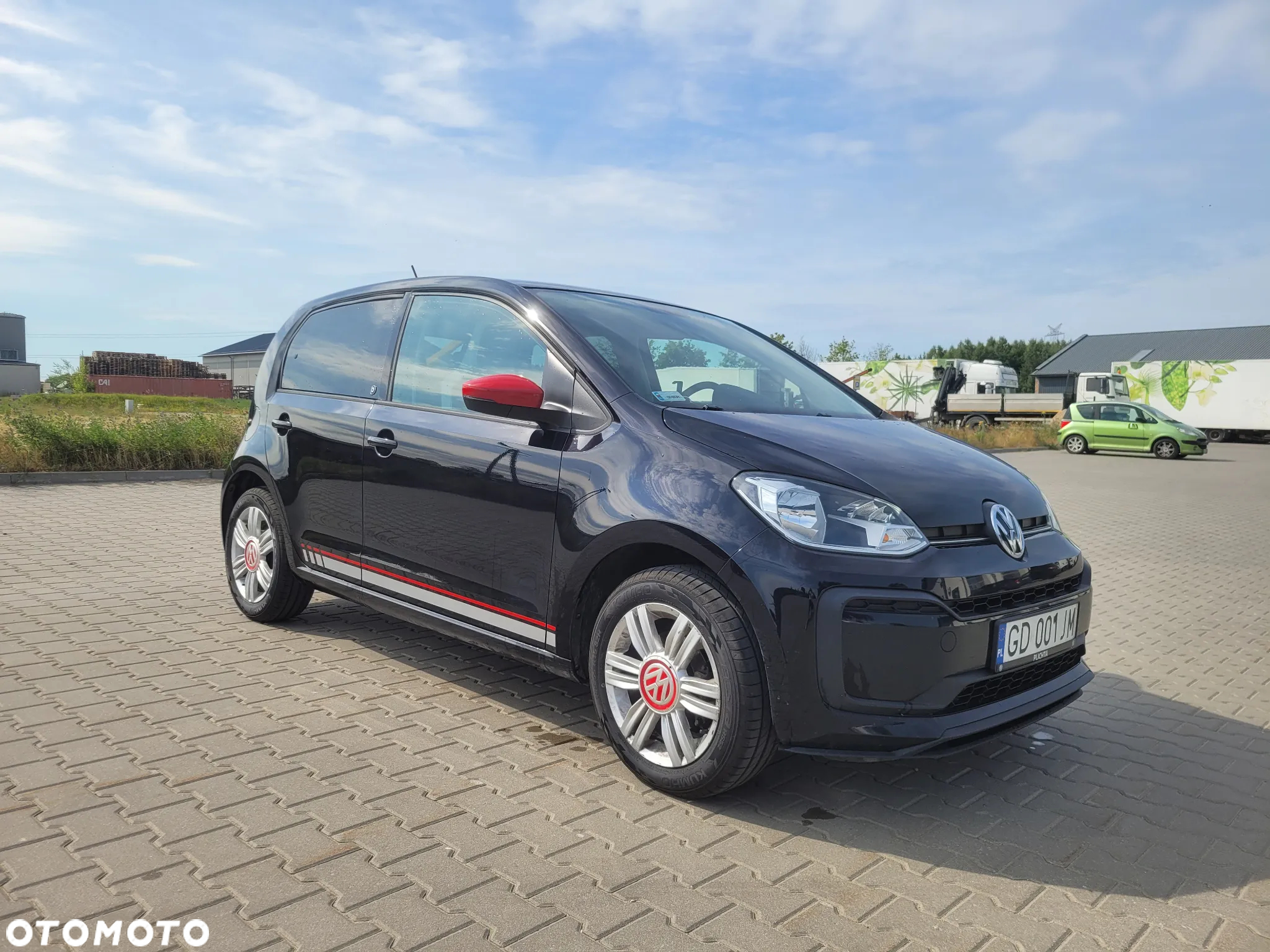 Volkswagen up! 1.0 TSI beats - 2
