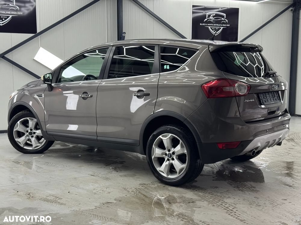 Ford Kuga 2.0 TDCi Powershift 4WD Titanium - 15