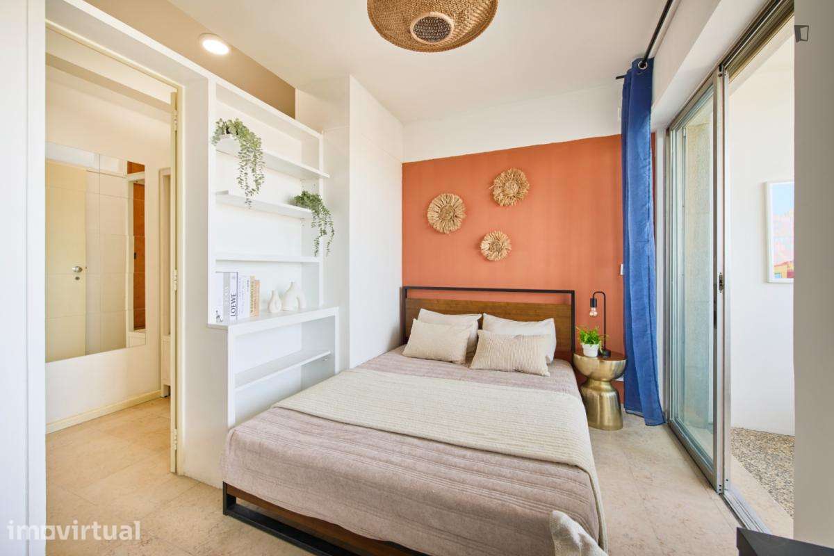 Quarto - localizado em Roma-Areeiro Lisbon - Grande imagem: 5/60