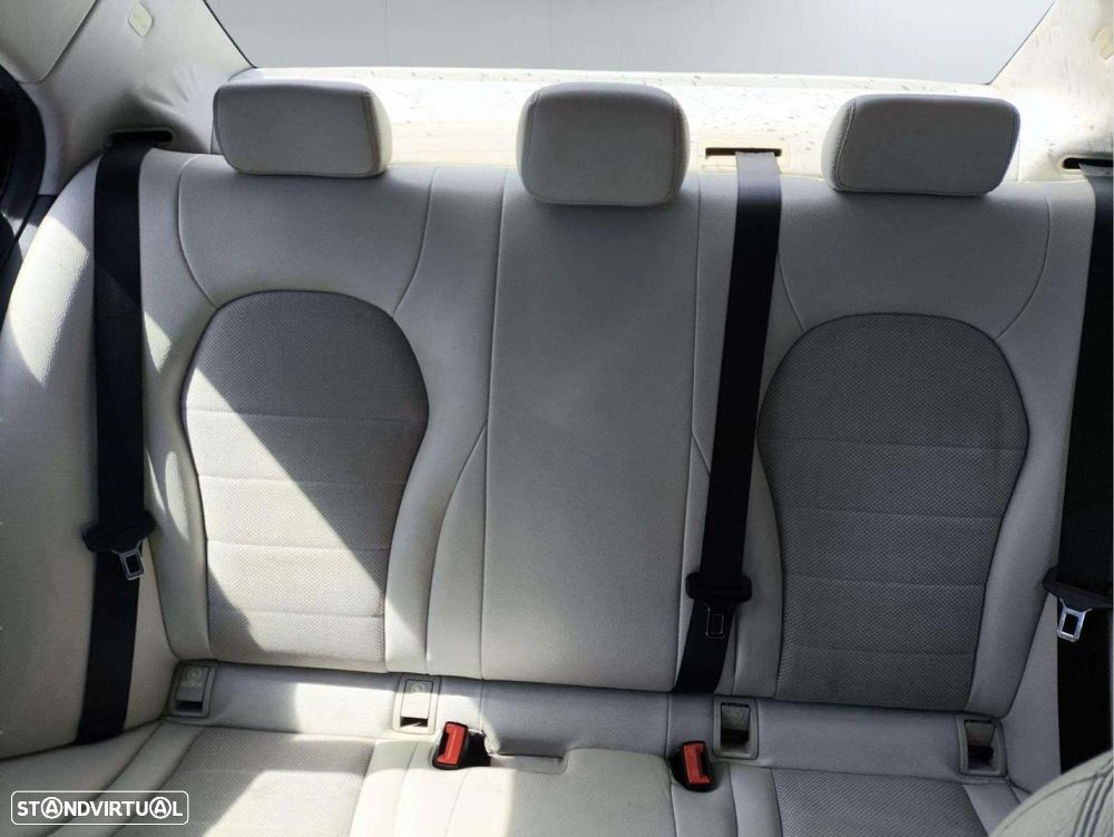 Mercedes-Benz C 200 BlueTEC Avantgarde - 35