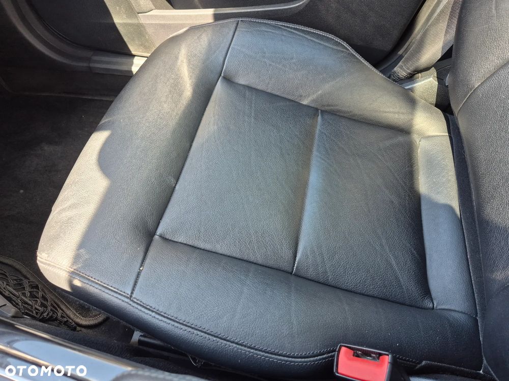 Mercedes-Benz Klasa E 300 BLUETEC 7G-TRONIC Avantgarde DPF - 24