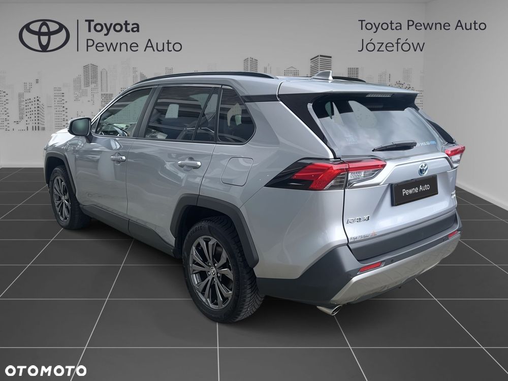 Toyota RAV4 - 5