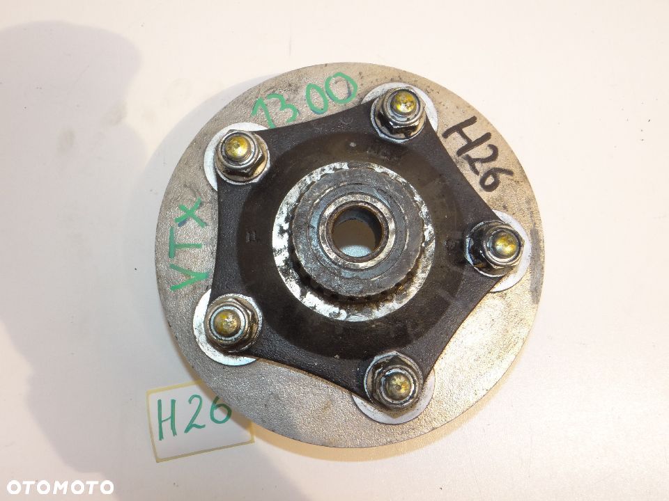 Honda VTX 1300 C 07r zabierak koła tył H26 - 4