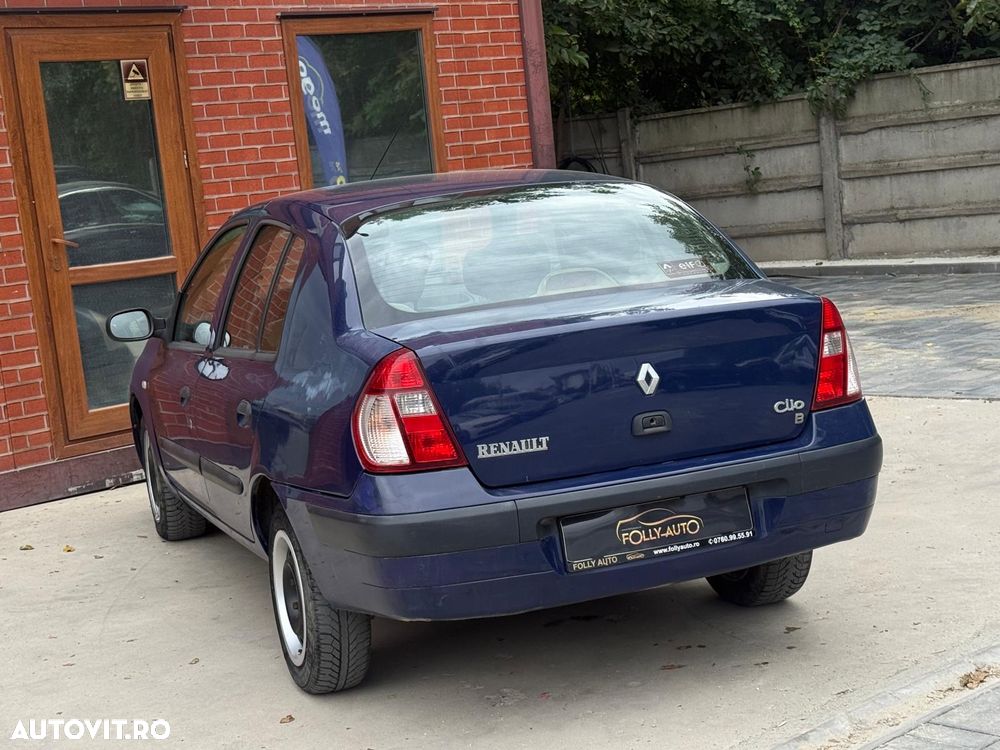 Renault Clio - 31