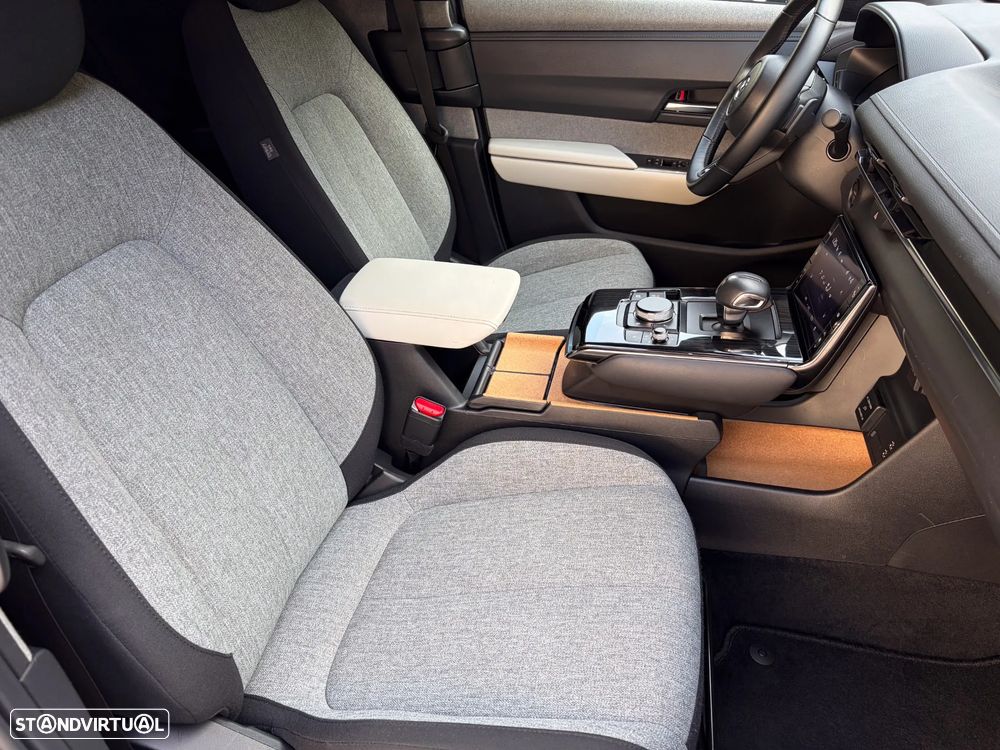 Mazda MX-30 e-SKYACTIV EXCLUSIVE-LINE - 31